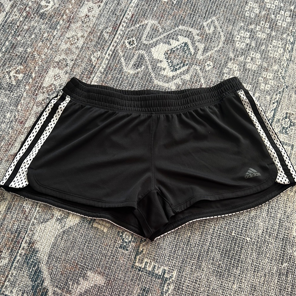 NWOT adidas Climalite, unique “polka dot mesh” shorts. never worn. large.
